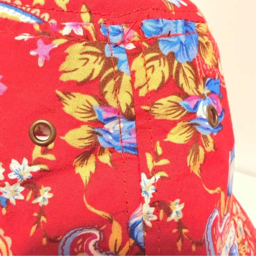 BK Red Floral Paisley Bucket Hat One Size – 100% Cotton Bandana Print NWOT